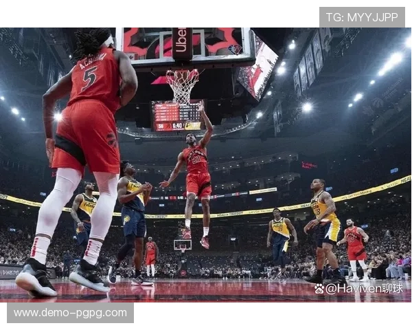 NBA直播突发意外插曲引发全场观众惊呼